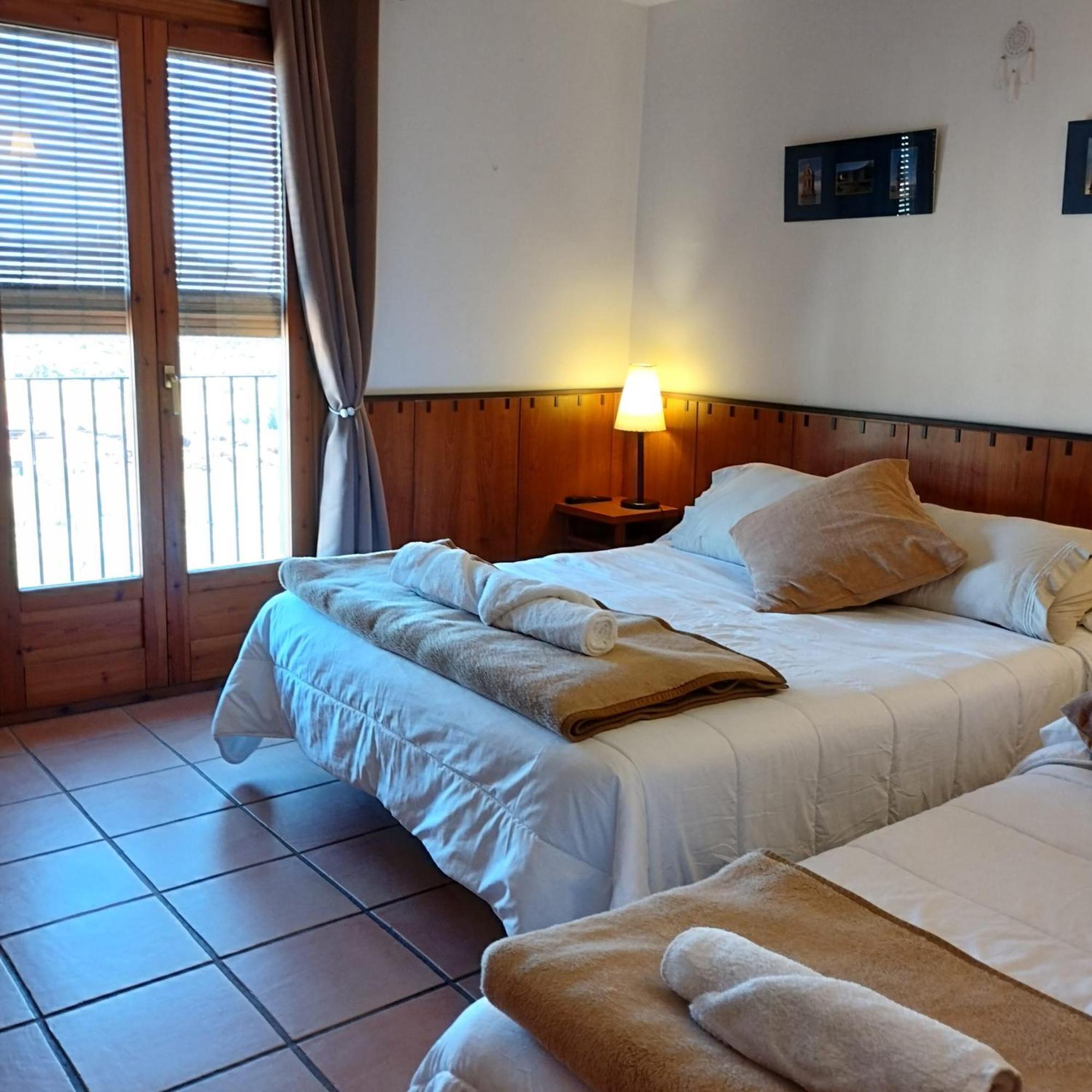 Hostal Tastavins Peñarroya de Tastavins Exteriör bild