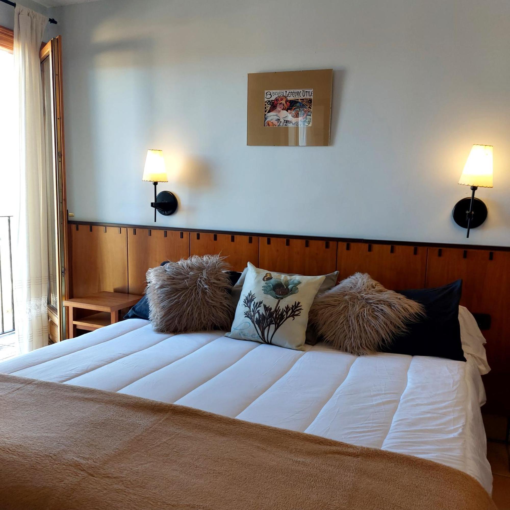 Hostal Tastavins Peñarroya de Tastavins Rum bild